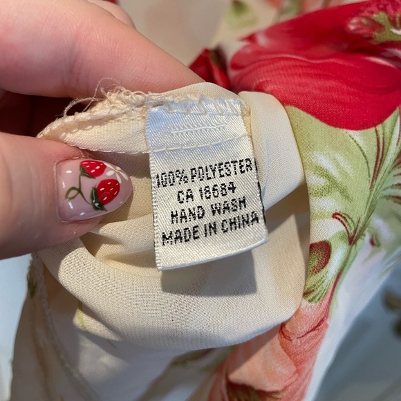 Floral blouse - Picture 5 of 6